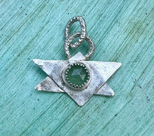 Load image into Gallery viewer, Aventurine Sterling silver Jewish star pendant
