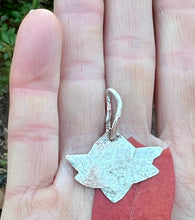 Load image into Gallery viewer, Copper Jewish star pendant
