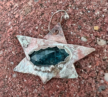 Load image into Gallery viewer, Kyanite Copper and Silver Jewish Star Pendant
