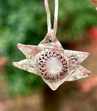 Load image into Gallery viewer, Peach moonstone copper Jewish star pendant
