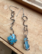 Load image into Gallery viewer, Aquamarine copper earrings
