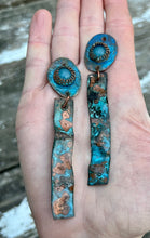 Load image into Gallery viewer, Copper and blue stone wavy dangle patina earrings
