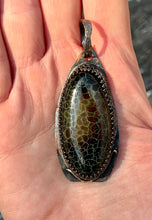 Load image into Gallery viewer, Copper and agate oval pendant
