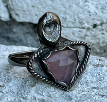 Load image into Gallery viewer, Lavender Chalcedony Sterling Silver Heart Ring
