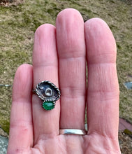 Load image into Gallery viewer, Emerald Evil Eye adjustable sterling silver small ring
