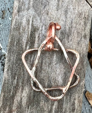 Load image into Gallery viewer, Star pendant in copper with silver
