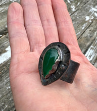Load image into Gallery viewer, Green agate copper and silver accents ring
