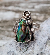 Load image into Gallery viewer, Abalone shell sterling silver ring
