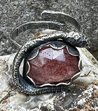 Load image into Gallery viewer, Strawberry Quartz Snake adjustable ring
