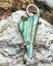 Load image into Gallery viewer, Sterling silver labradorite pendant
