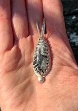 Load image into Gallery viewer, Fossil in sterling silver pendant
