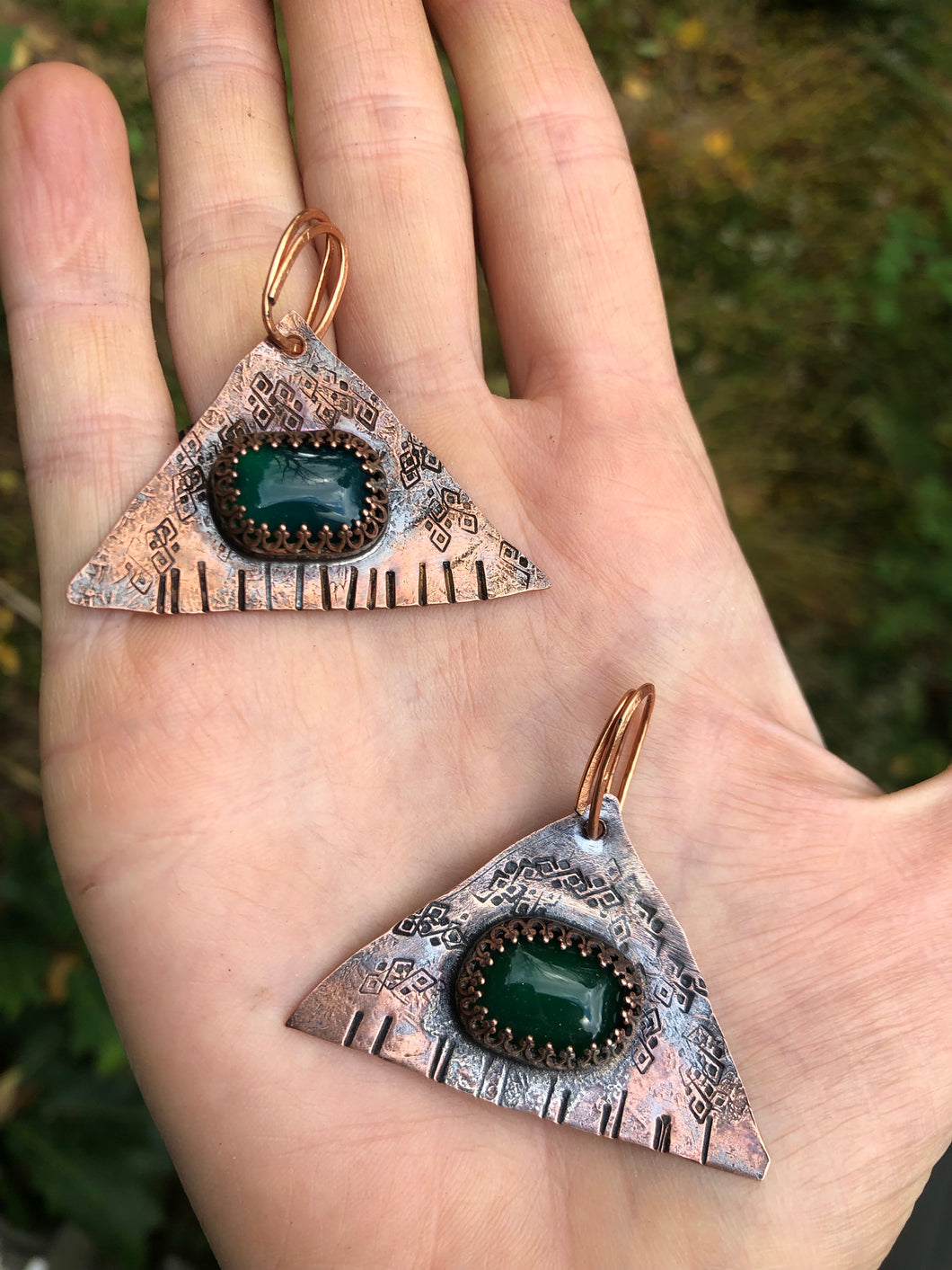 Copper green agate eye pendant