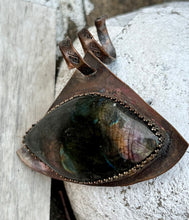 Load image into Gallery viewer, Labradorite rainbow sheen copper pendant
