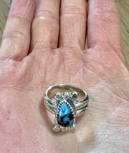 Load image into Gallery viewer, Golden Hill Turquoise Sterling Silver Ring
